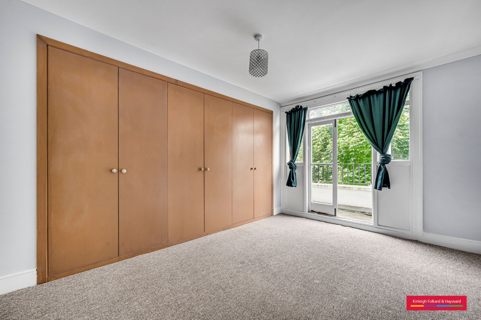 Hemington Avenue, London, N11