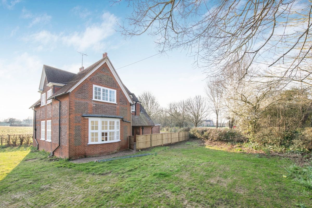 Shenley Lane, London Colney, St. Albans, AL2 - Kinleigh Folkard & Hayward