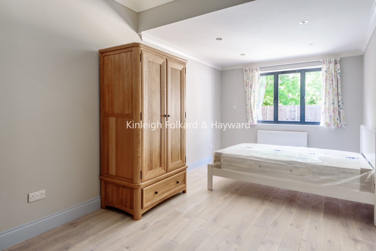 Sneath Avenue, London, NW11