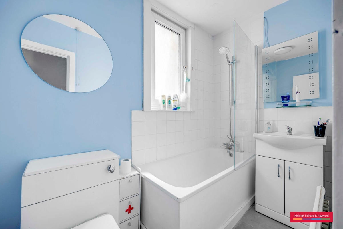 Wandsworth Bridge Road, London, SW6