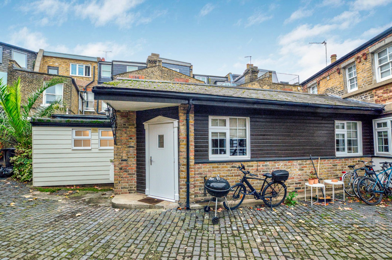 Dawes Road, London, SW6