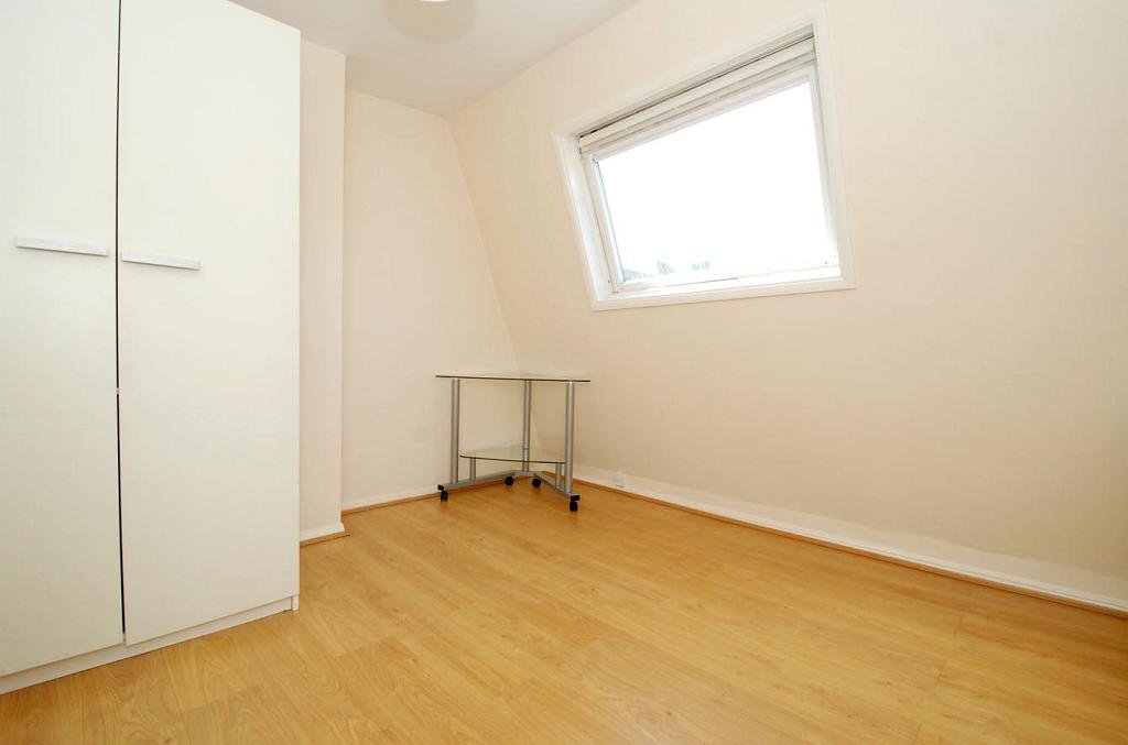 New Kings Road, Fulham, London, SW6