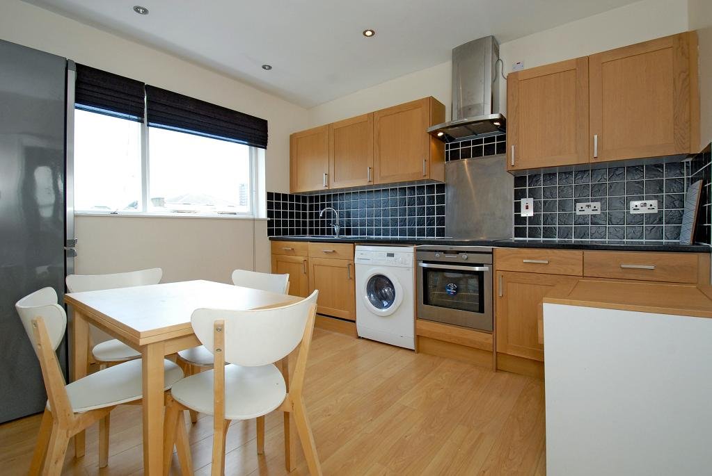 New Kings Road, Fulham, London, SW6