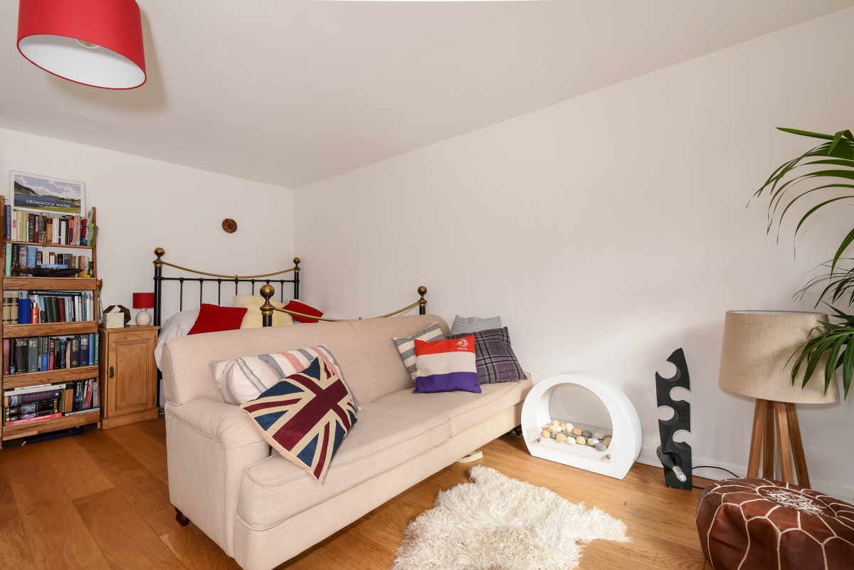 Hornsey Lane, Highgate, London, N6