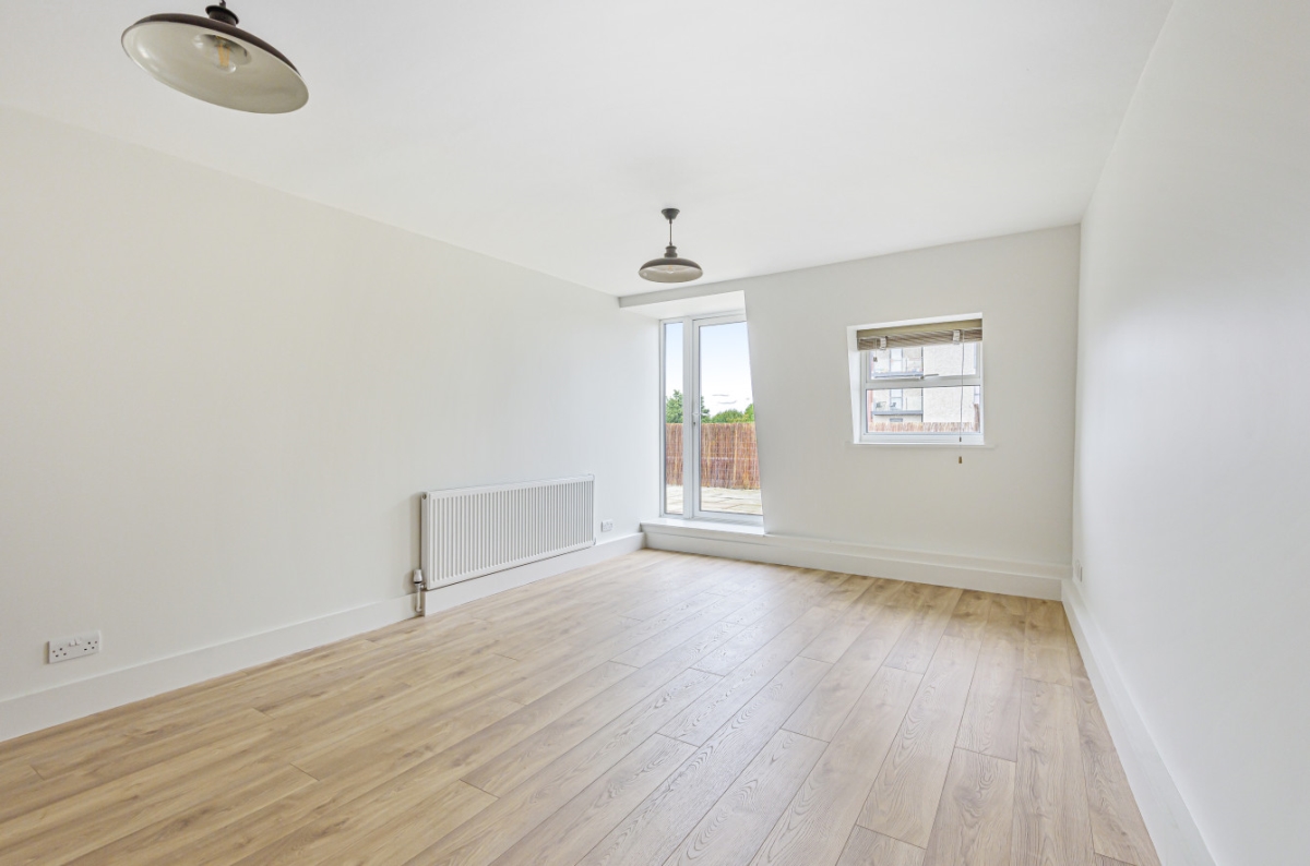 High Street, New Malden, KT3