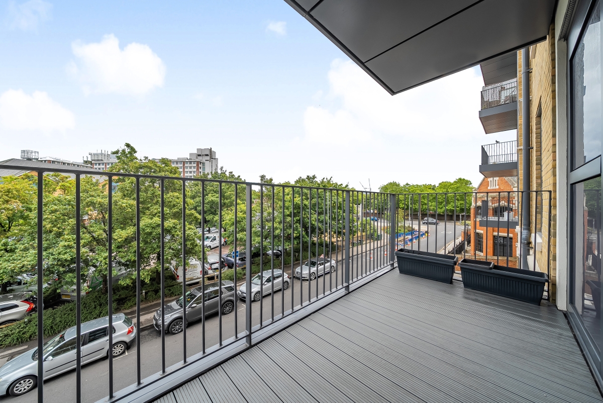 Heritage Walk, Kingston, London, KT1