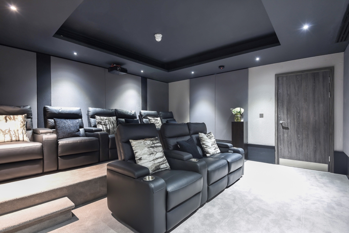 Queenshurst Square, Kingston Upon Thames, Surrey, KT2