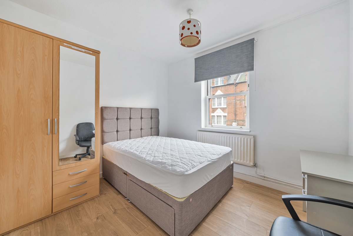 Fife Road, Kingston Upon Thames, KT1