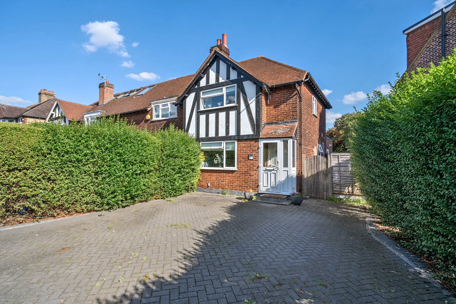 Middle Park Avenue, London, SE9