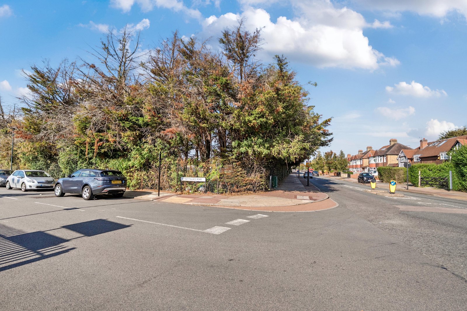 Middle Park Avenue, London, SE9