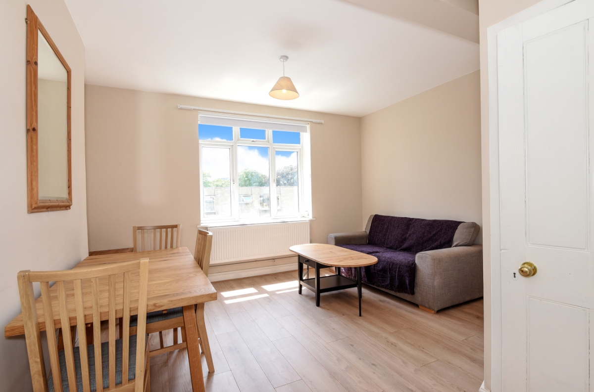 Crosby Row, London, SE1 - Kinleigh Folkard & Hayward