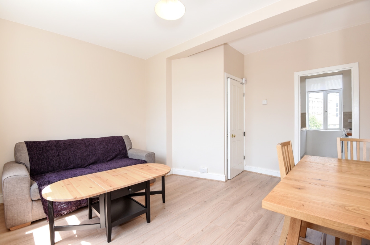 Crosby Row, London, SE1 - Kinleigh Folkard & Hayward