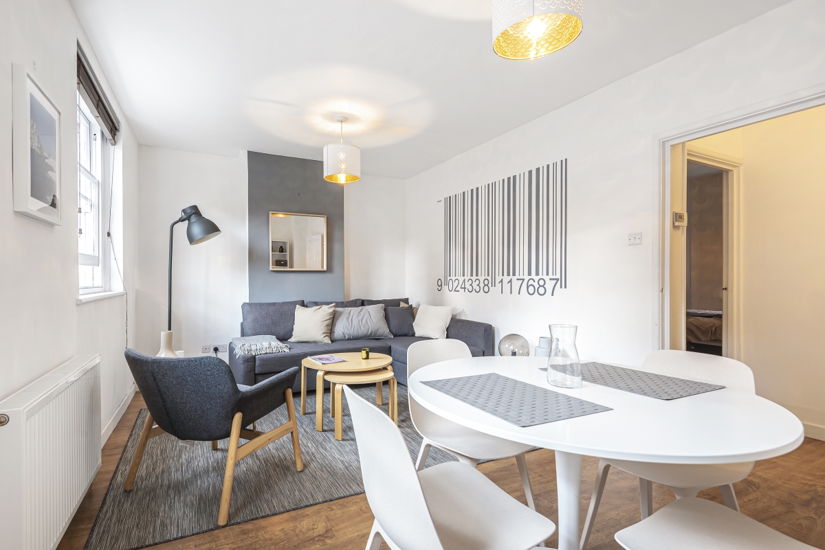 Snowsfields, Borough, London, SE1