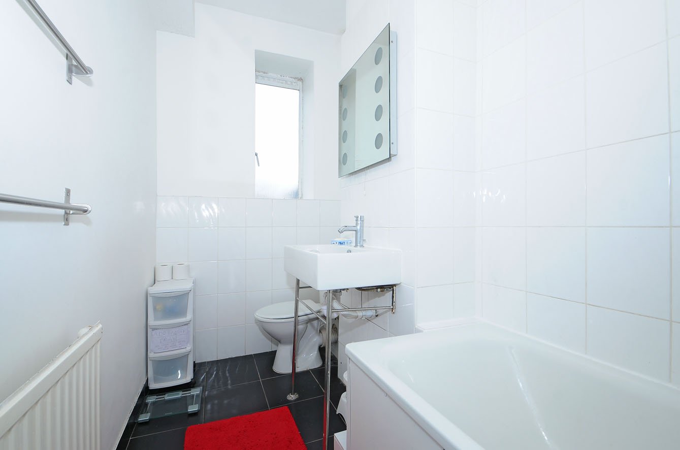 Avondale Square, Old Kent Road, London, SE1