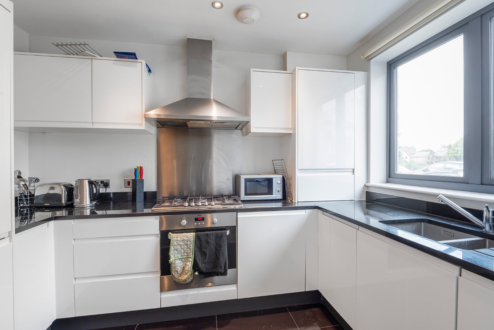 Fisher Close, London, SE16