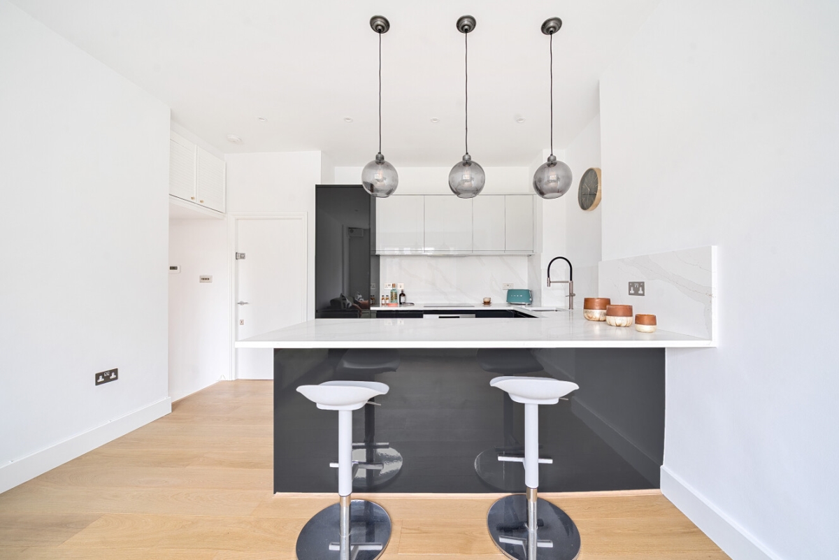 Creighton Avenue, London, N10