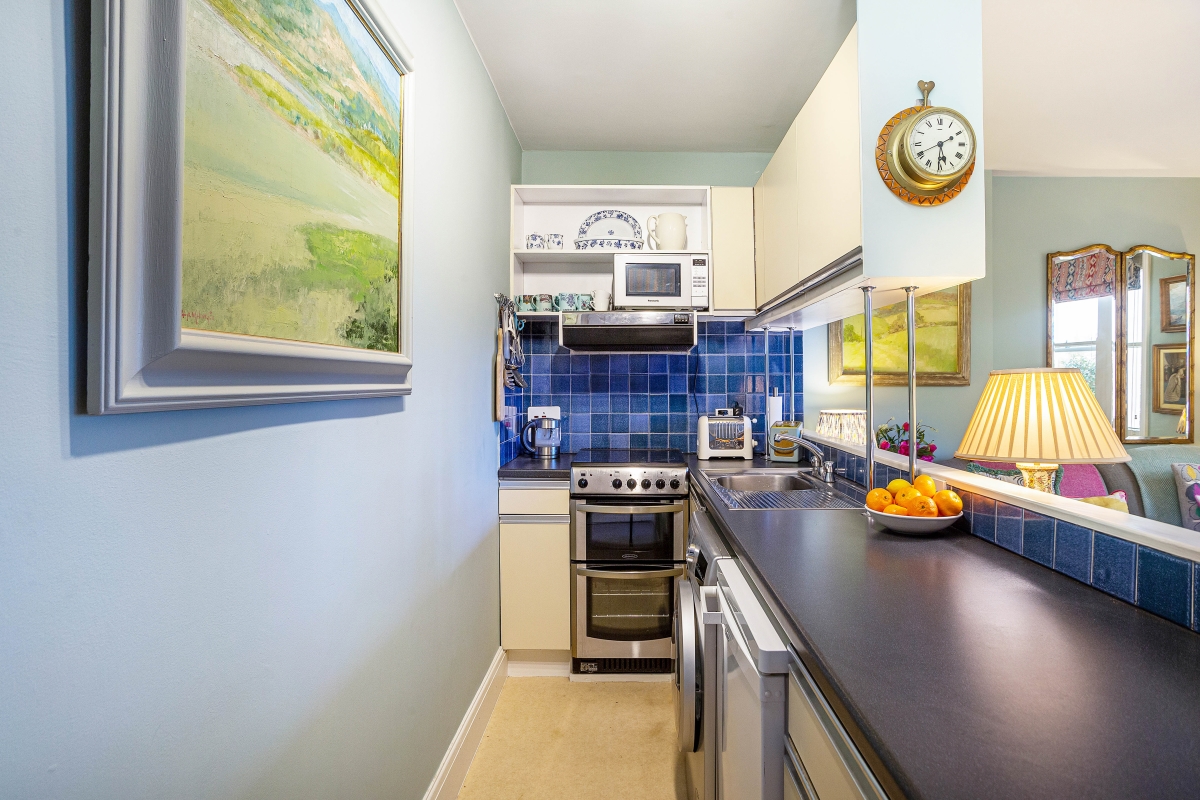 Campden Hill Gardens, London, W8