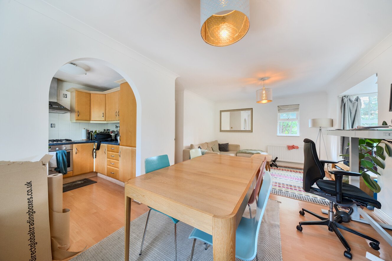 Clockhouse Place, Putney, London, SW15