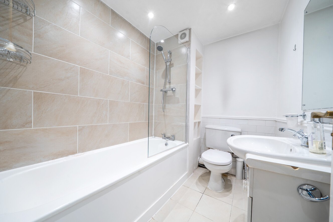 Old York Road, Wandsworth, London, SW18