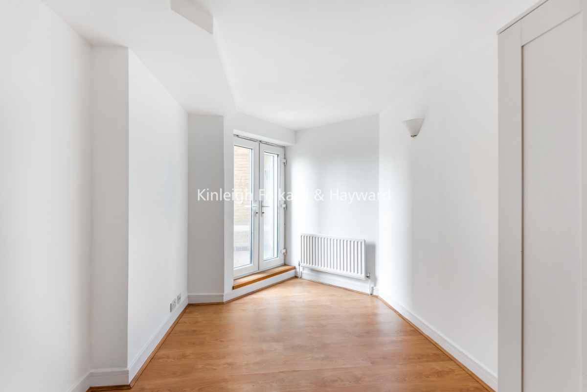 Finch Lodge, Admiral Walk, London, W9