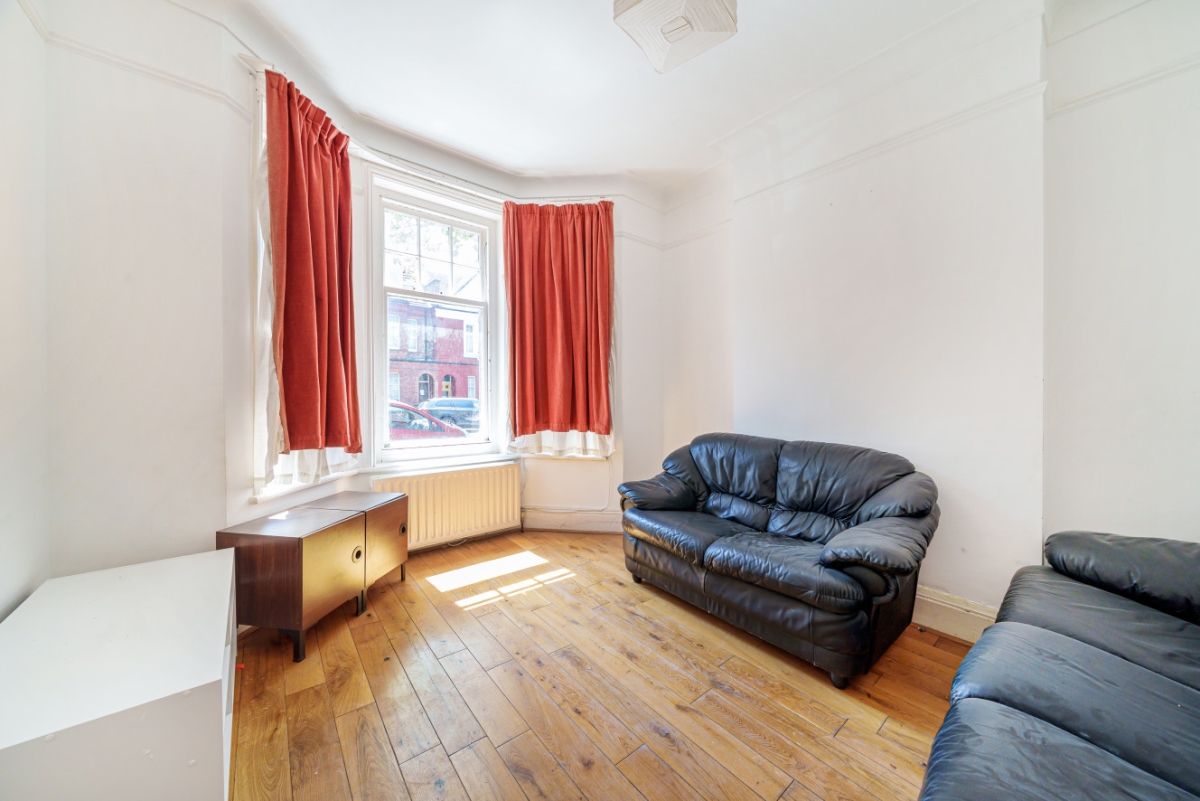 Barcombe Avenue, Streatham Hill, London, SW2