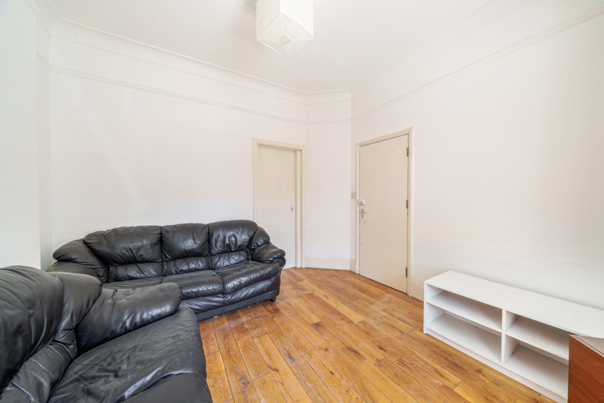 Barcombe Avenue, Streatham Hill, London, SW2