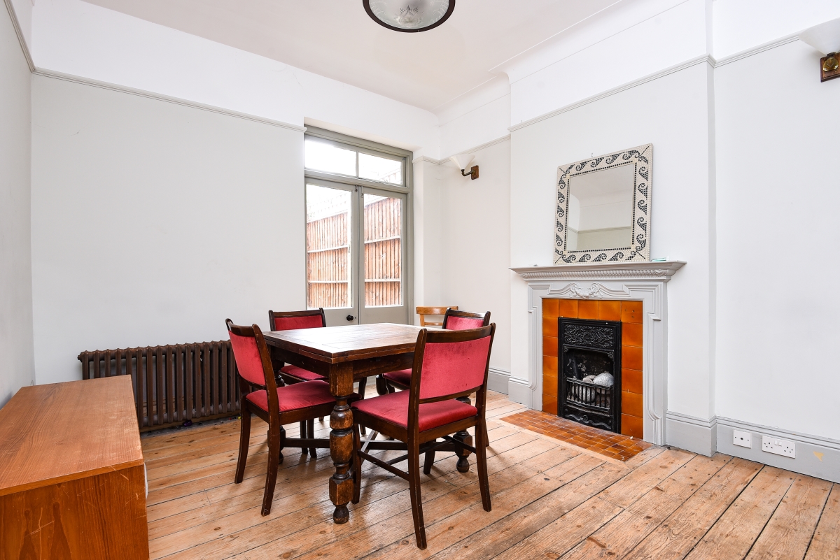 Cricklade Avenue, Streatham Hil, London, SW2