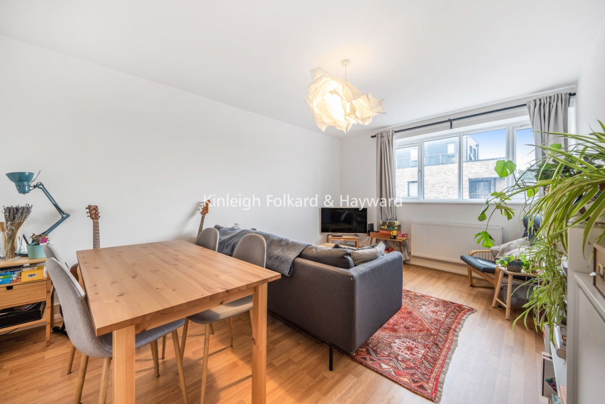 Knighton Park Road, London, SE26