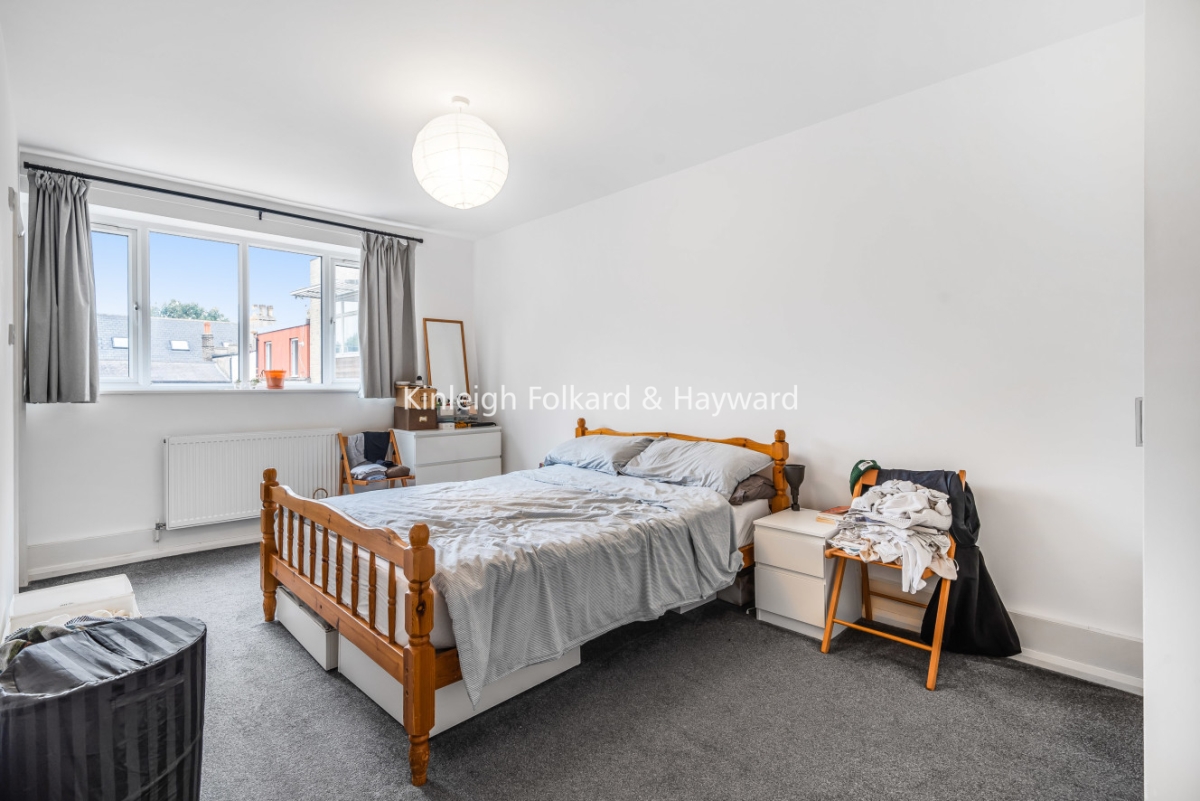 Knighton Park Road, London, SE26