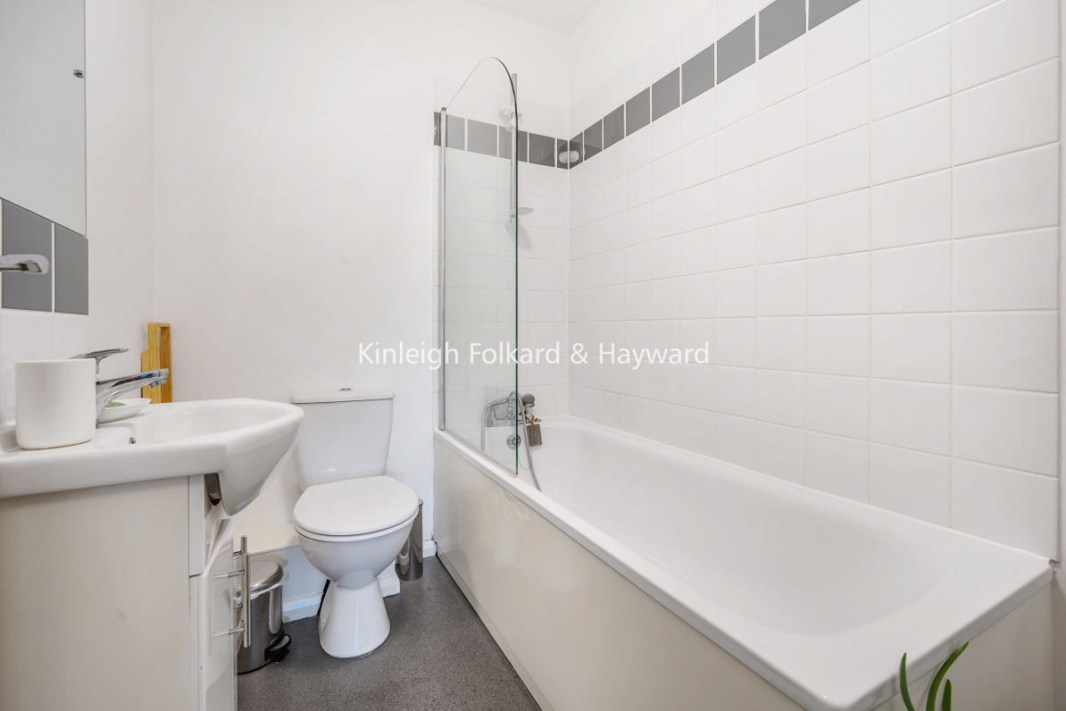 Knighton Park Road, London, SE26