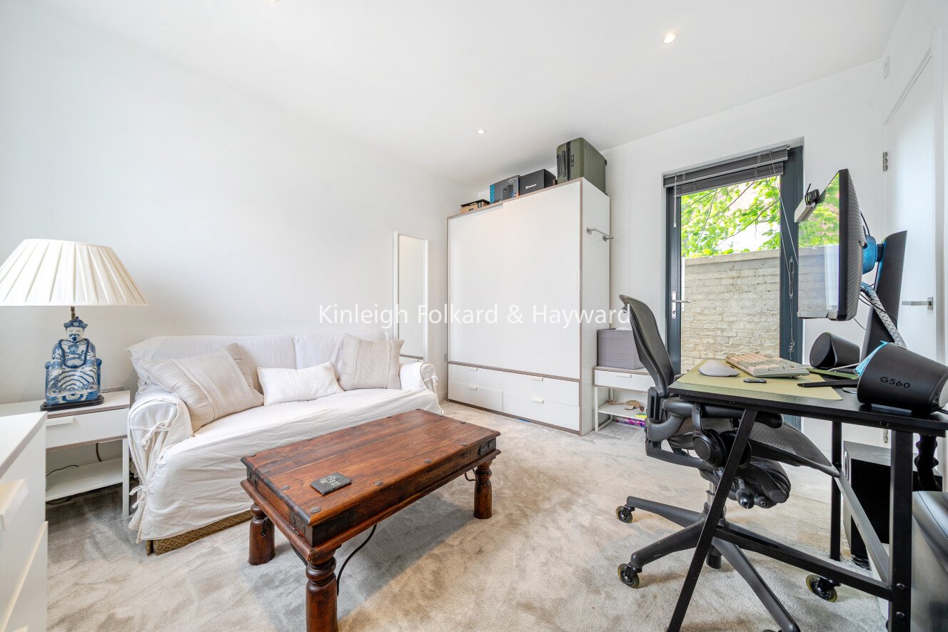 Coverton Road, Tooting, London, SW17