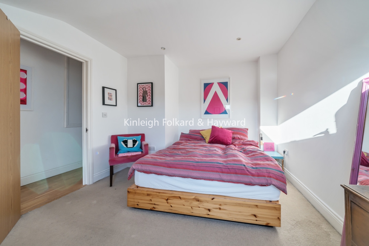 Undine Street, London, SW17