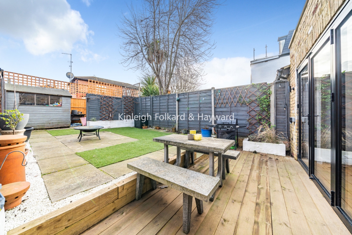 Smallwood Road, London, SW17