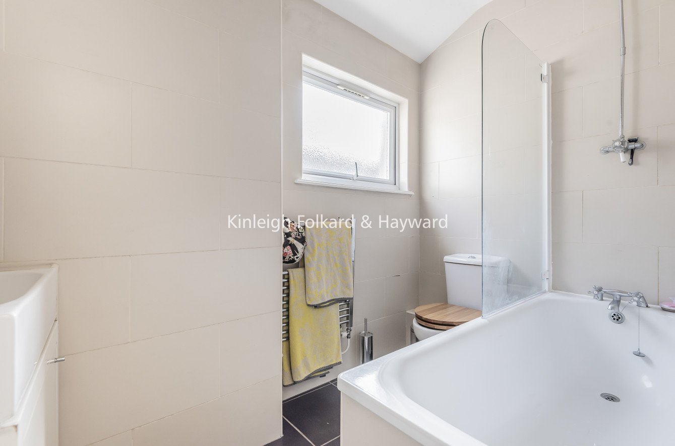 Sellincourt Road, London, SW17