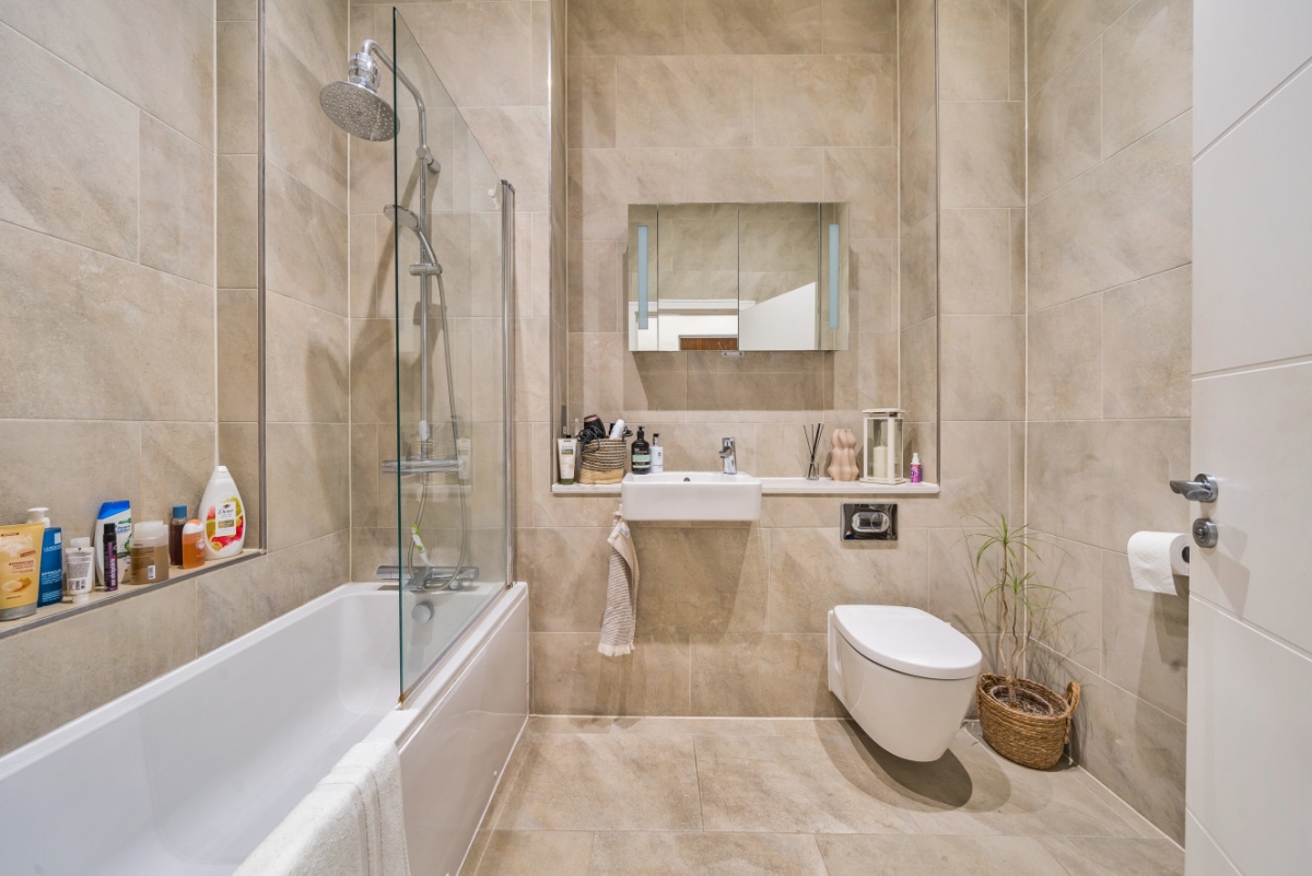 Cricklewood Broadway, London, NW2