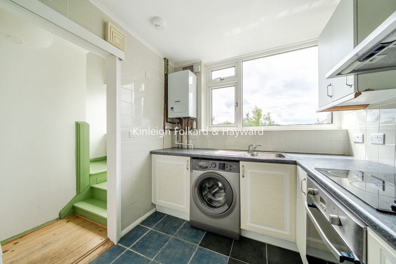 One Tree Close, London, SE23