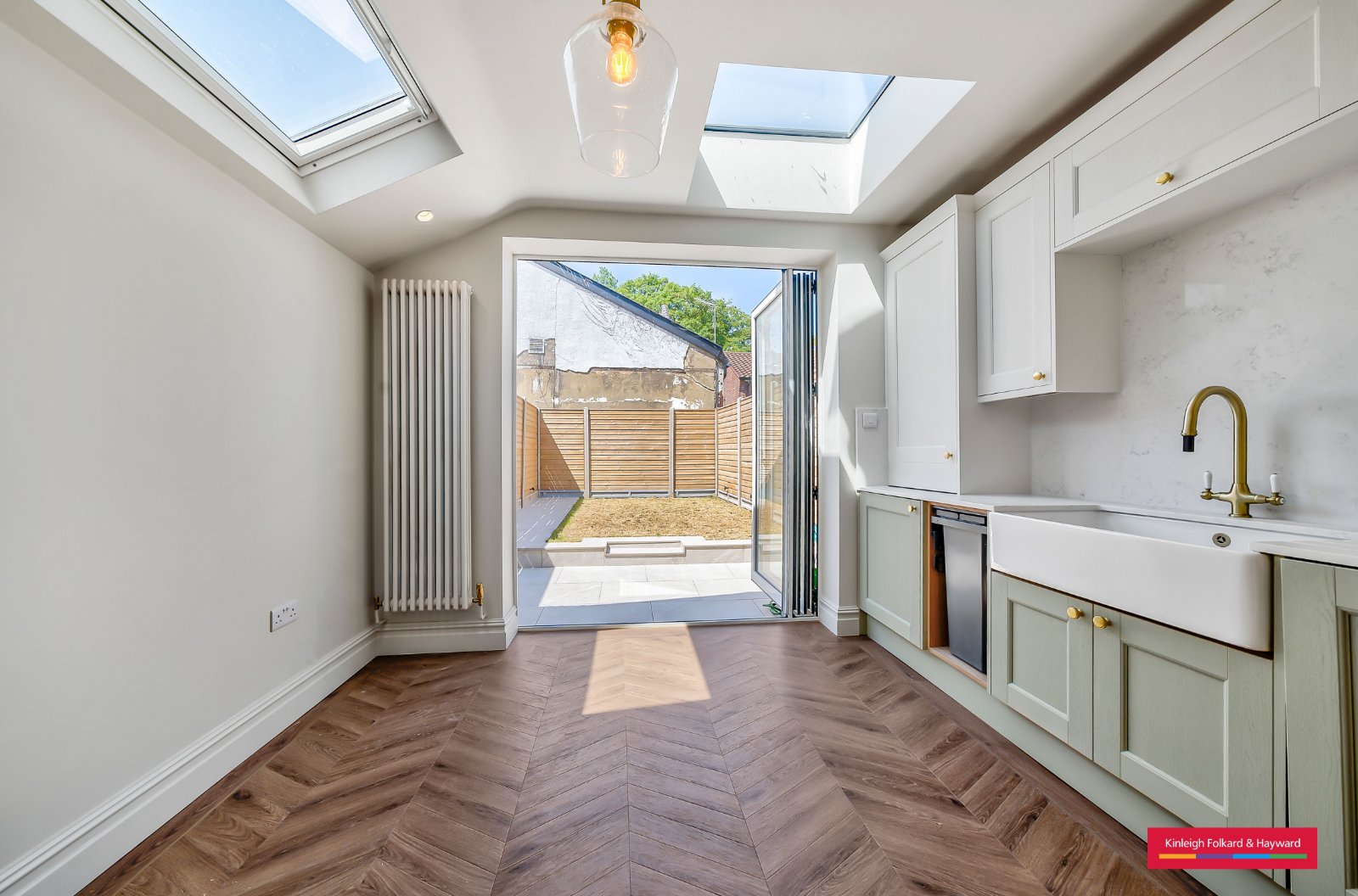 Brunswick Crescent, London, N11 - Kinleigh Folkard & Hayward