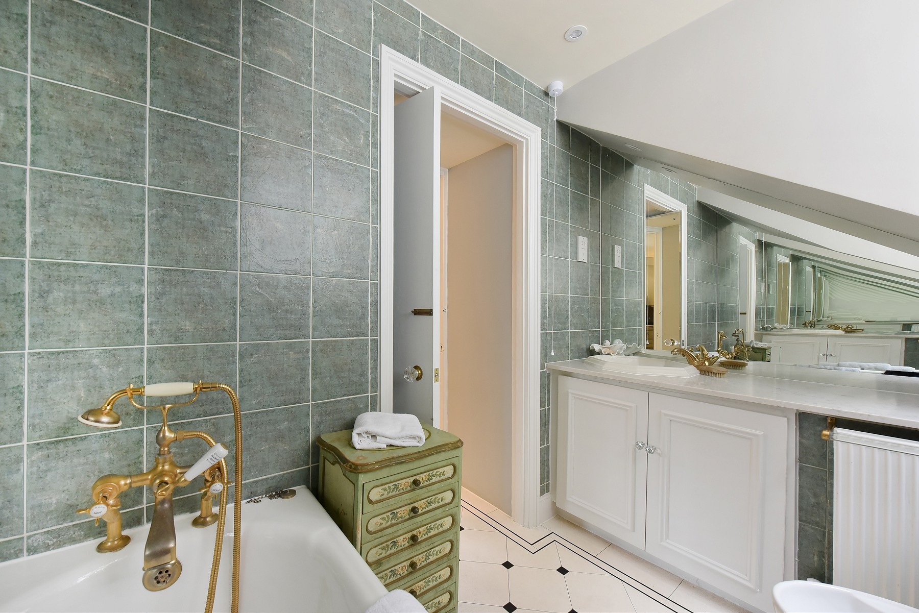 Thurloe Place Mews, Kensington and Chelsea, London, SW7