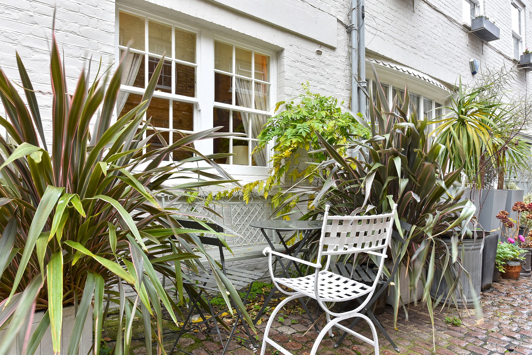 Thurloe Place Mews, Kensington and Chelsea, London, SW7