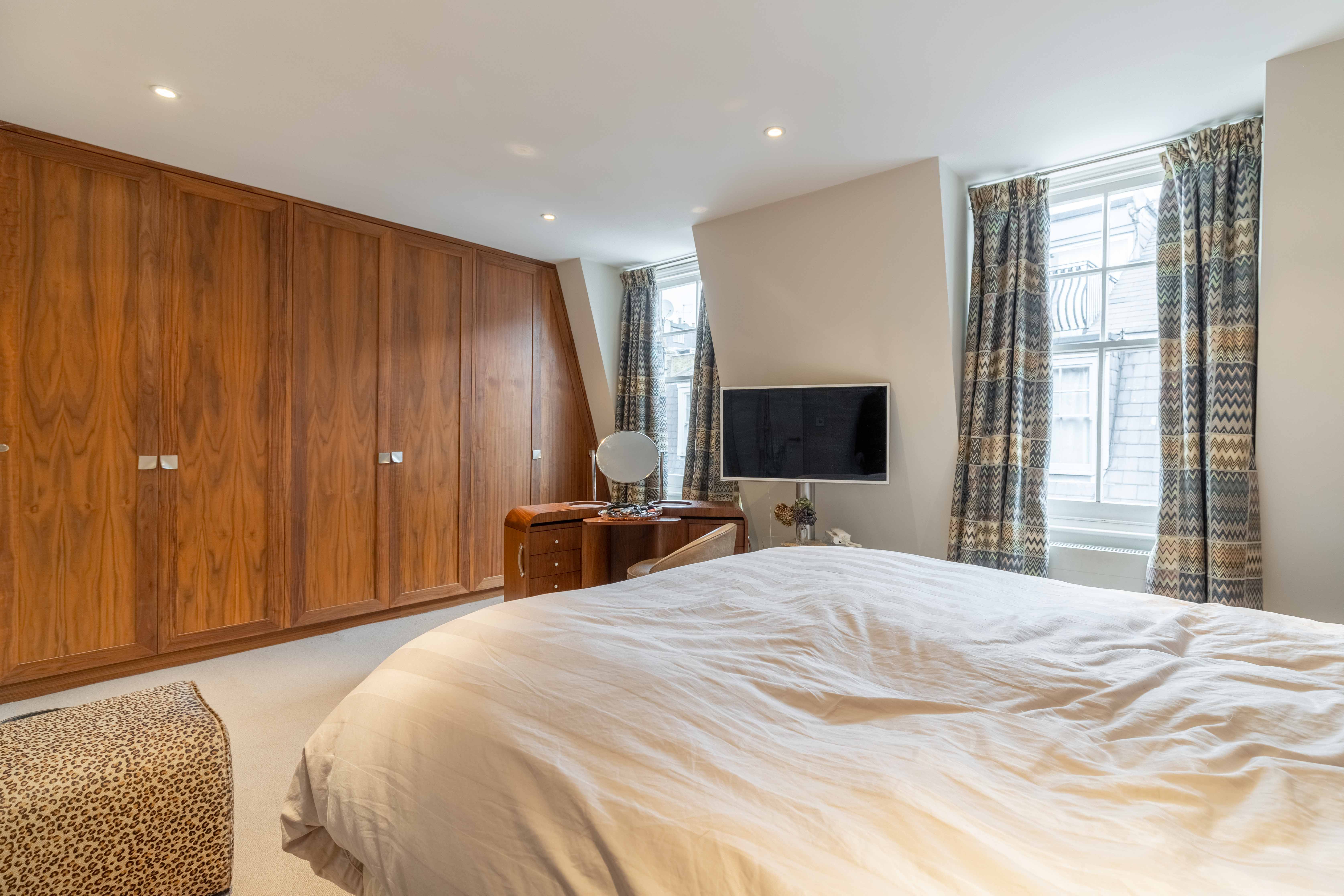 St Catherine Mews, Kensington and Chelsea, London, SW3